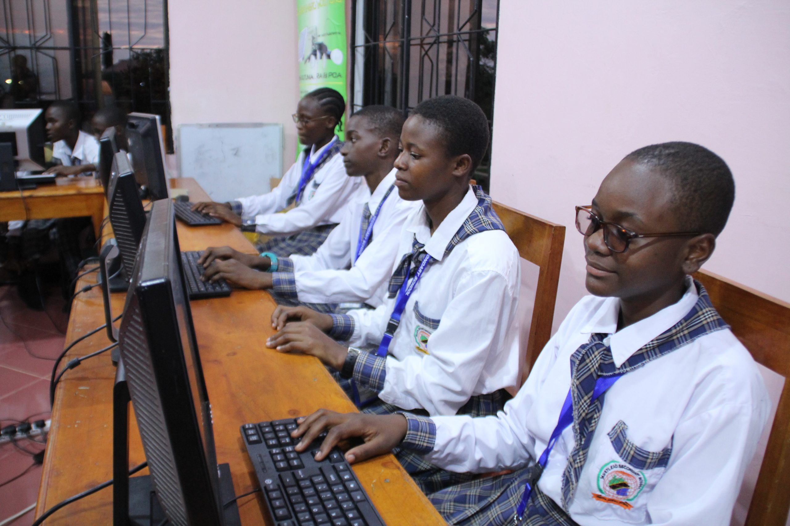 The School Offers Computer Studies in our Modern Computer room with Projectors and Internet.